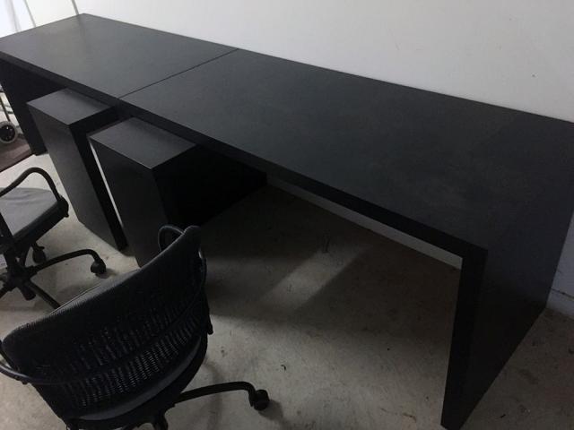 Ikea Malm Desk With Pull Out Panel Gregor Swivel Chair 书桌 椅子