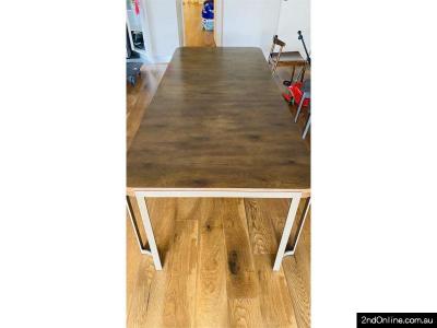 实木餐桌Solid wood dining table - high quality